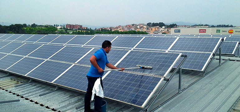 servicios de limpieza paneles solares gavá
